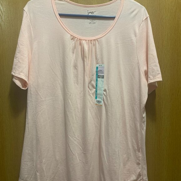 Hanes Just My Size Women's Pink Tee - Picture 1 of 4